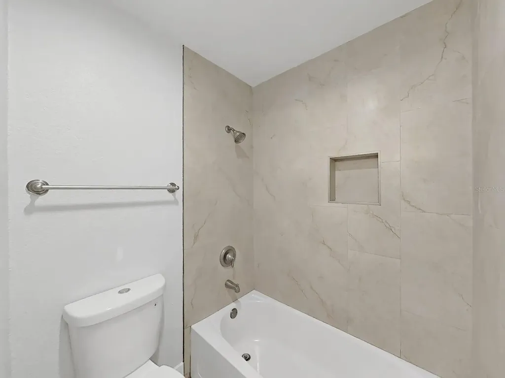 7513 Mayfair Court Tampa FL 33634