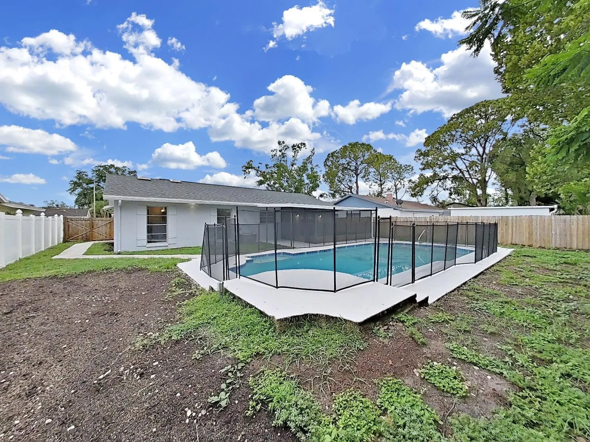 7513 Mayfair Court Tampa FL 33634