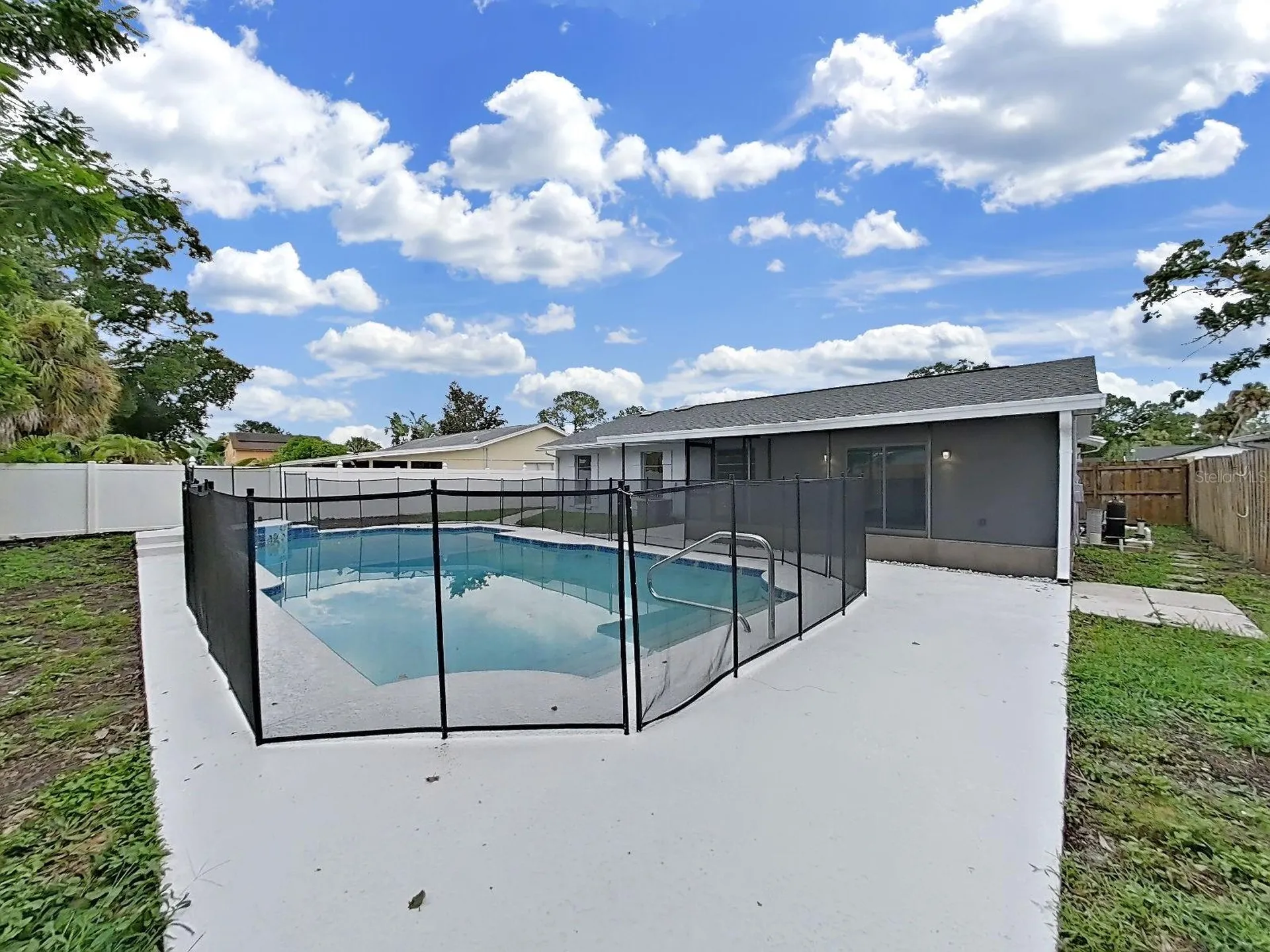 7513 Mayfair Court Tampa FL 33634