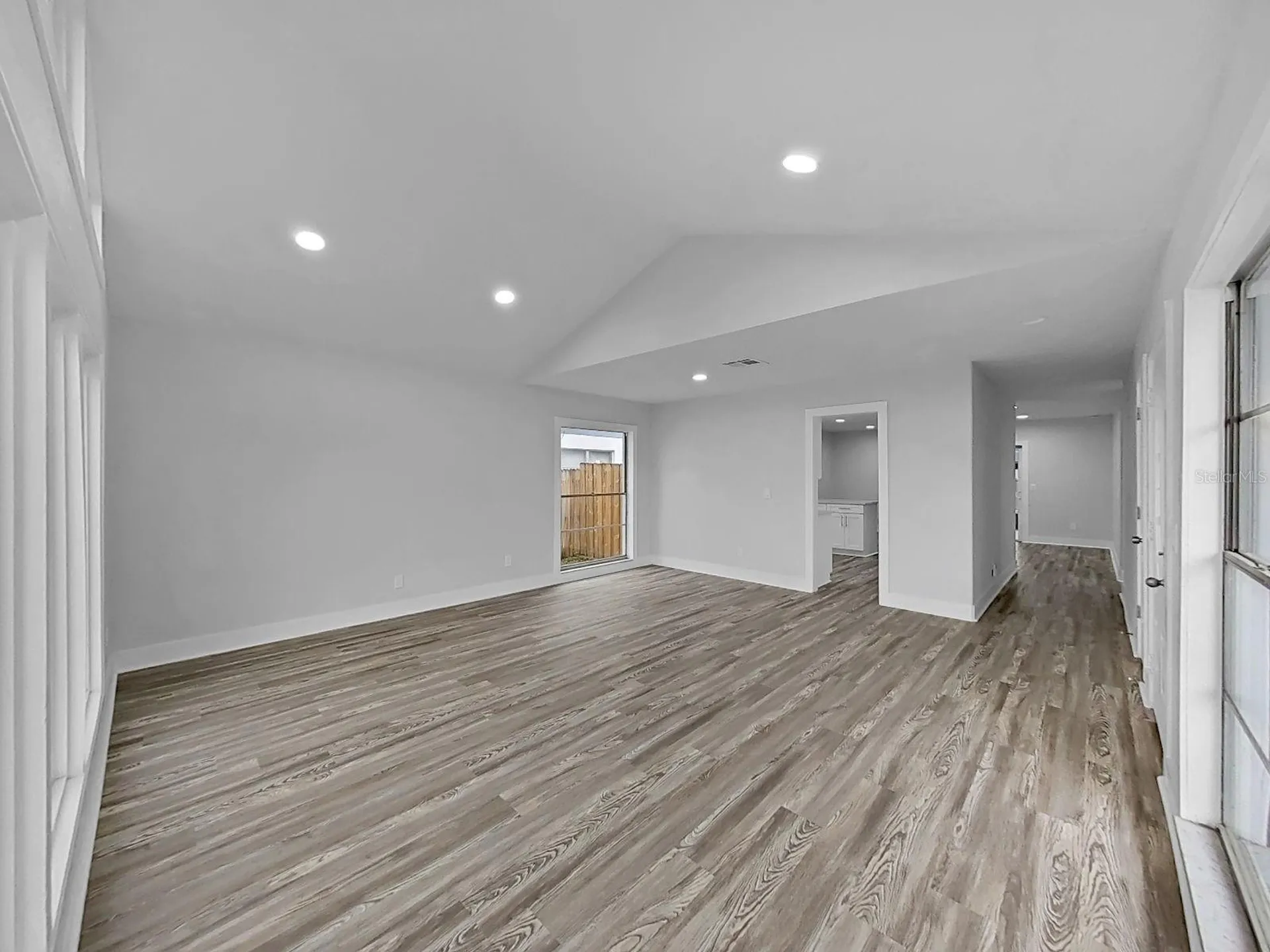 7513 Mayfair Court Tampa FL 33634