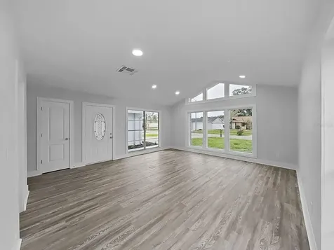 7513 Mayfair Court Tampa FL 33634