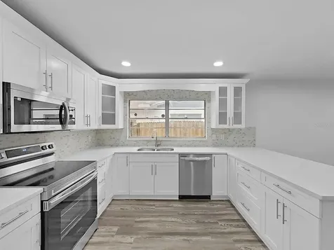 7513 Mayfair Court Tampa FL 33634