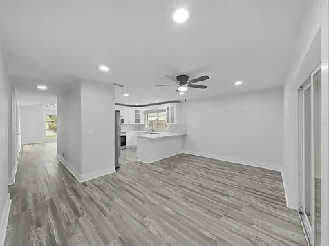 7513 Mayfair Court Tampa FL 33634