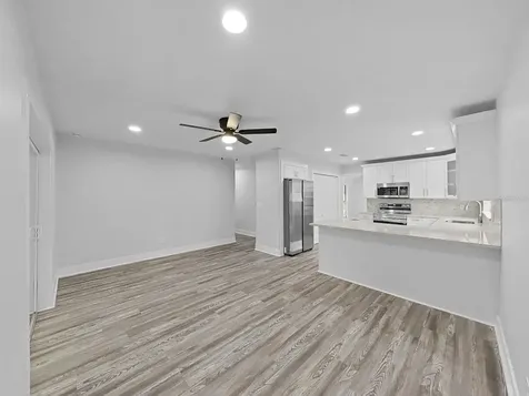 7513 Mayfair Court Tampa FL 33634