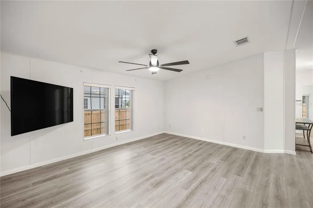 5230 Lexington Circle Wildwood FL 34785