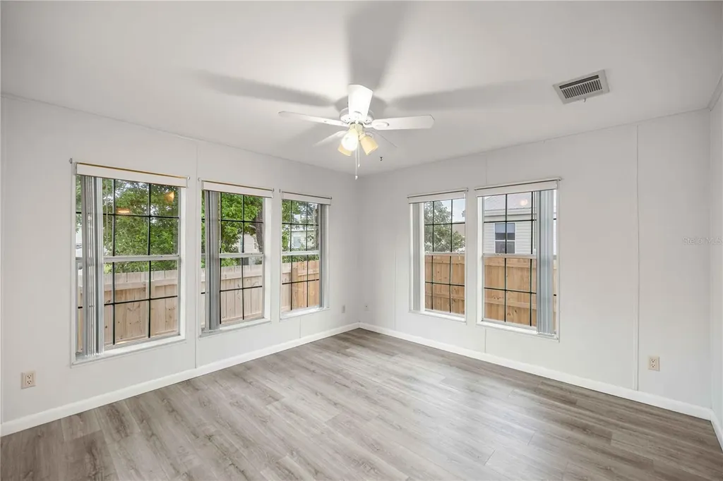 5230 Lexington Circle Wildwood FL 34785