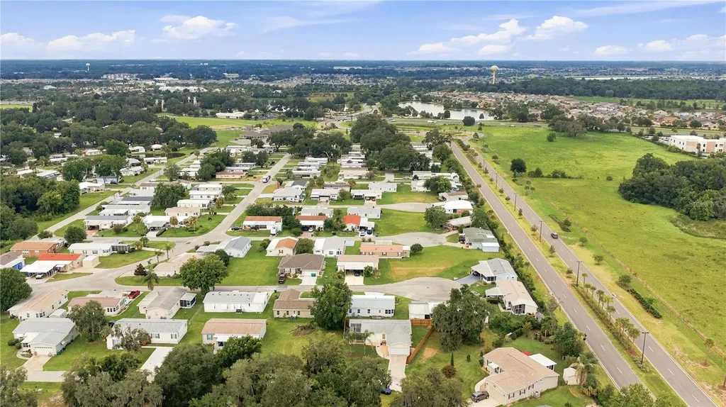 5230 Lexington Circle Wildwood FL 34785