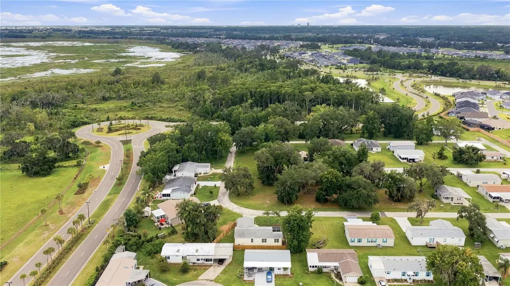 5230 Lexington Circle Wildwood FL 34785