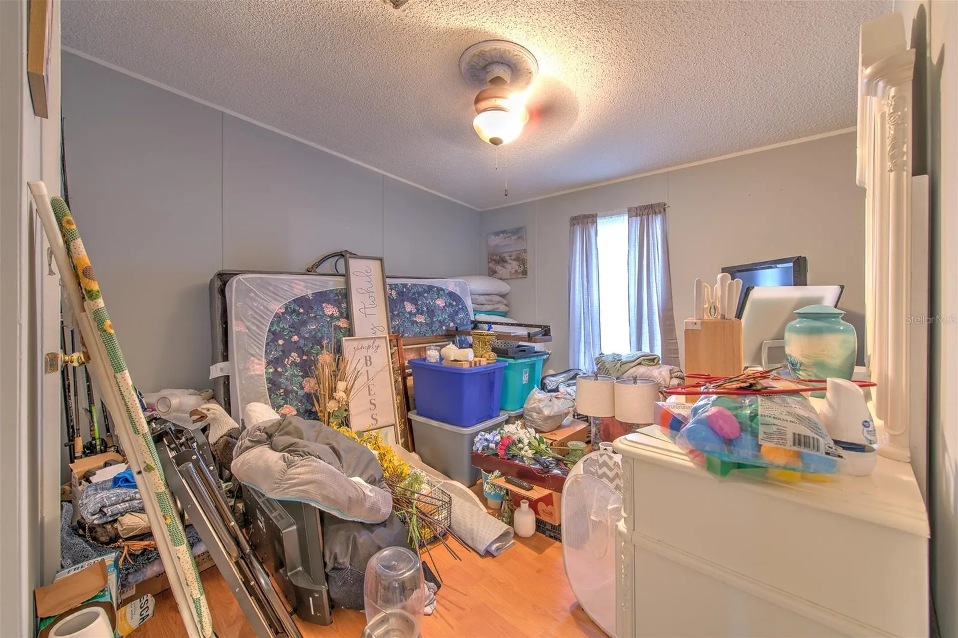 1606 N Kingsway Road Seffner FL 33584
