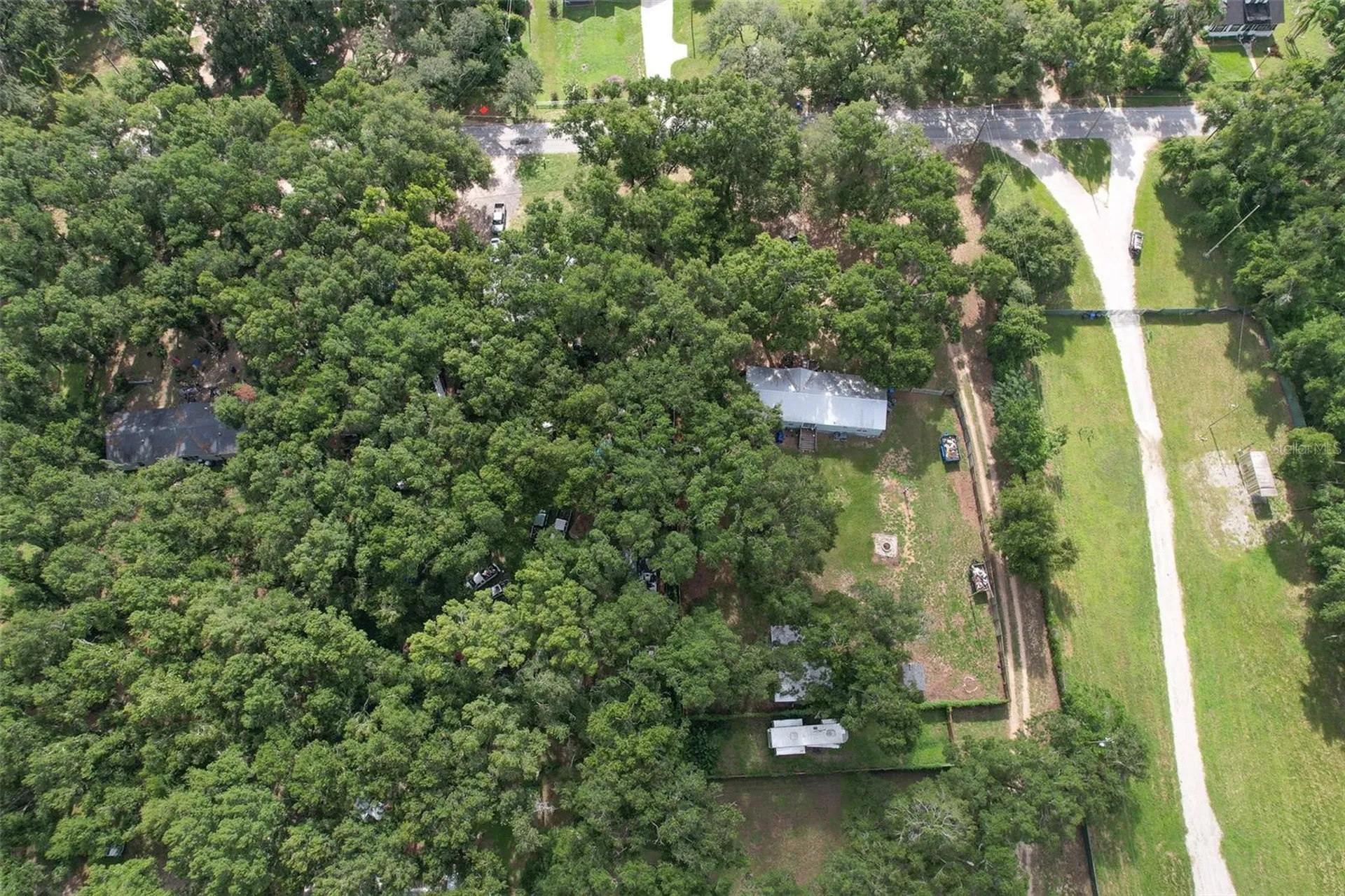 1606 N Kingsway Road Seffner FL 33584