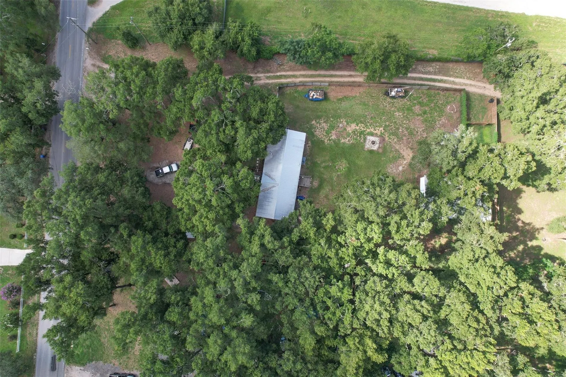 1606 N Kingsway Road Seffner FL 33584