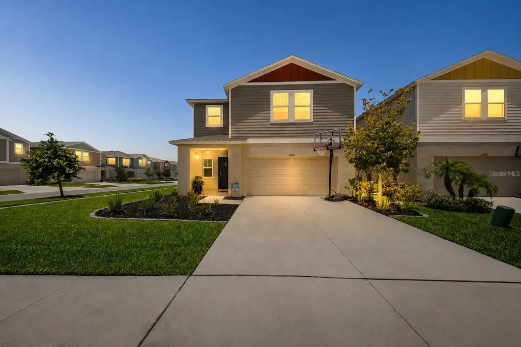 12953 Camarillo Place Lithia FL 33547