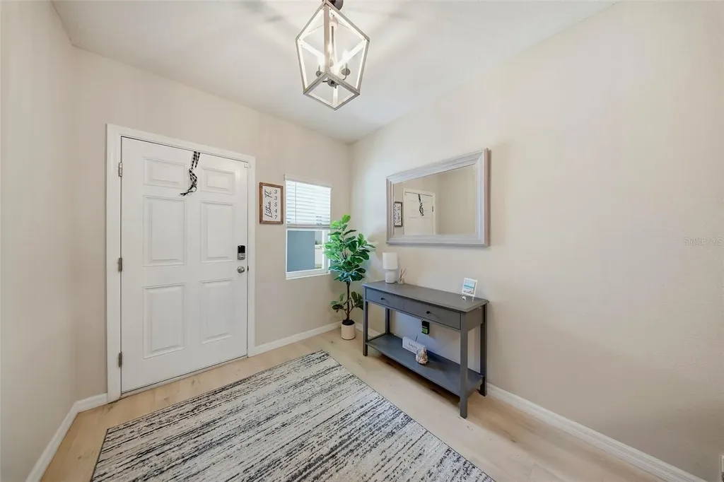 12953 Camarillo Place Lithia FL 33547
