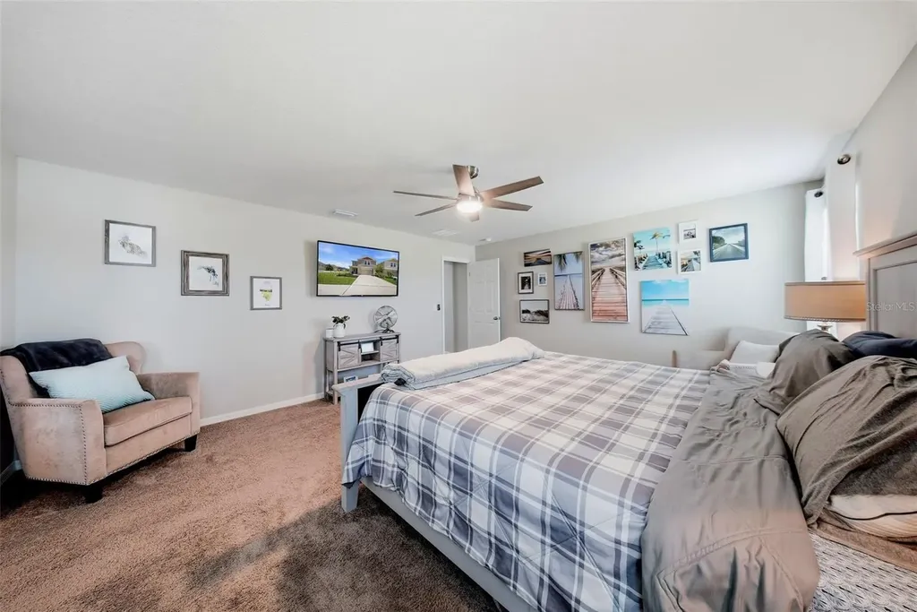 12953 Camarillo Place Lithia FL 33547