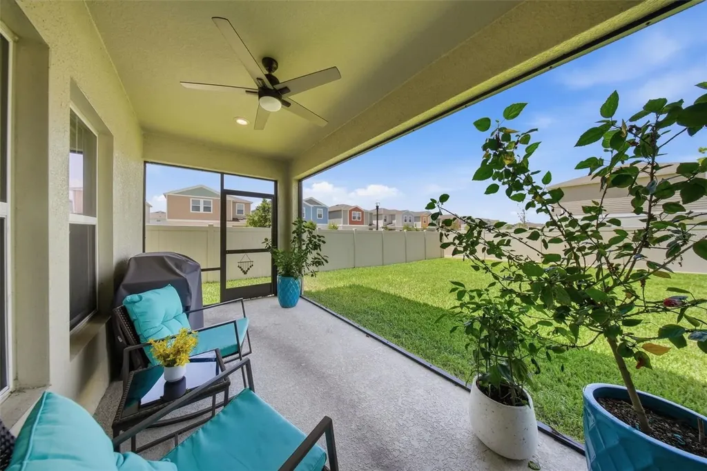 12953 Camarillo Place Lithia FL 33547