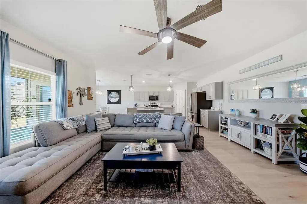 12953 Camarillo Place Lithia FL 33547
