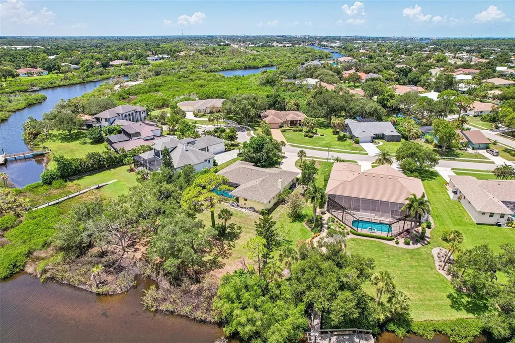 1305 Sorrento Woods Boulevard Nokomis FL 34275