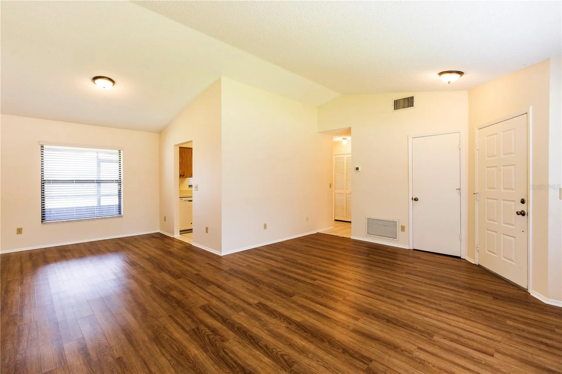 1002 Gammage Point Oviedo FL 32765