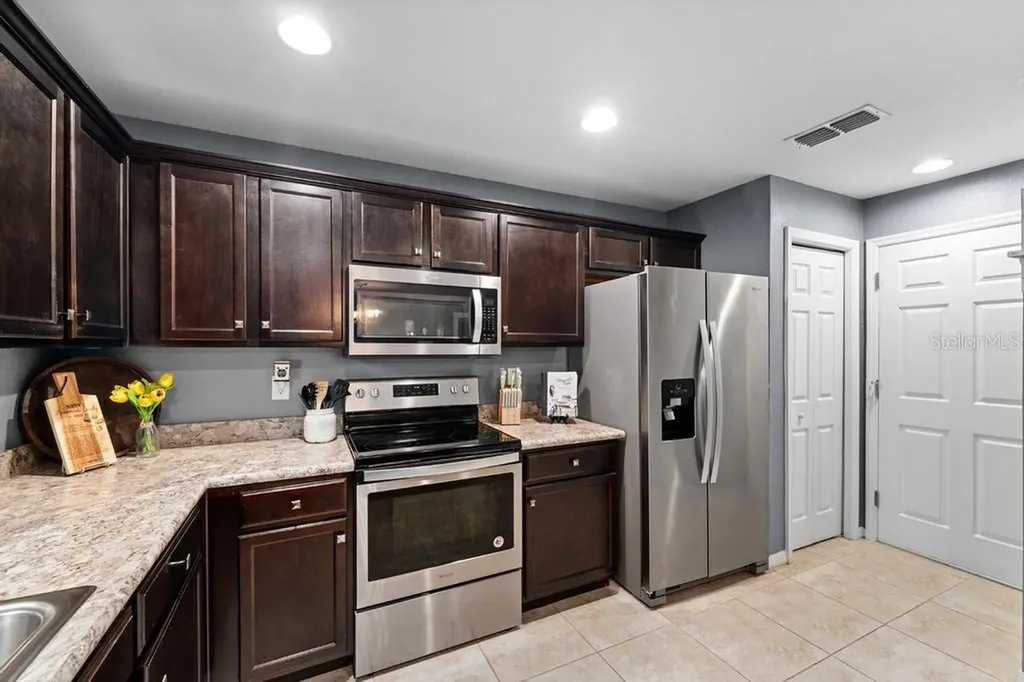 10427 Rivercrest Drive Riverview FL 33578