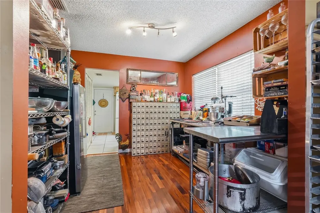 12922 N Albany Avenue Tampa FL 33612