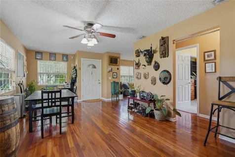 12922 N Albany Avenue Tampa FL 33612