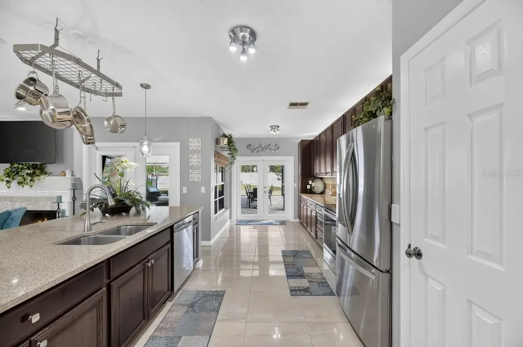 829 Greenbelt Circle Brandon FL 33510
