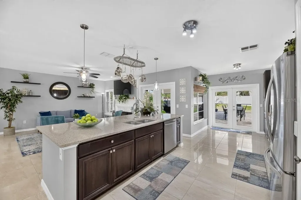 829 Greenbelt Circle Brandon FL 33510