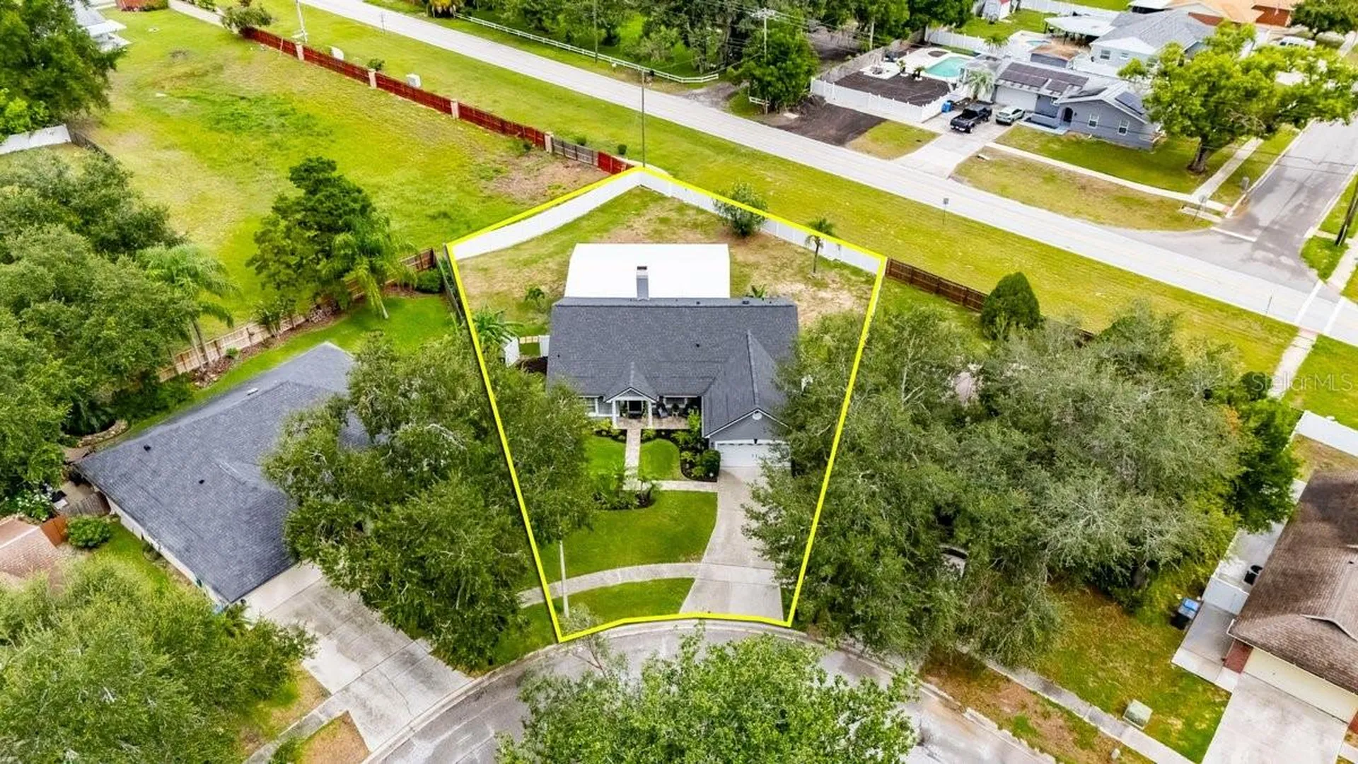 829 Greenbelt Circle Brandon FL 33510