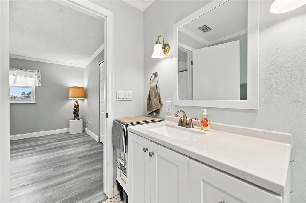 1811 Milford Circle Sun City Center FL 33573