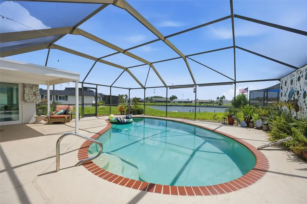 1811 Milford Circle Sun City Center FL 33573
