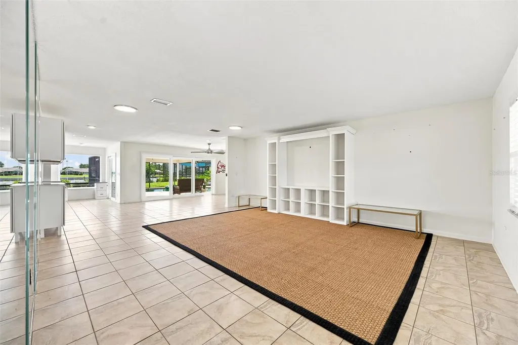1811 Milford Circle Sun City Center FL 33573