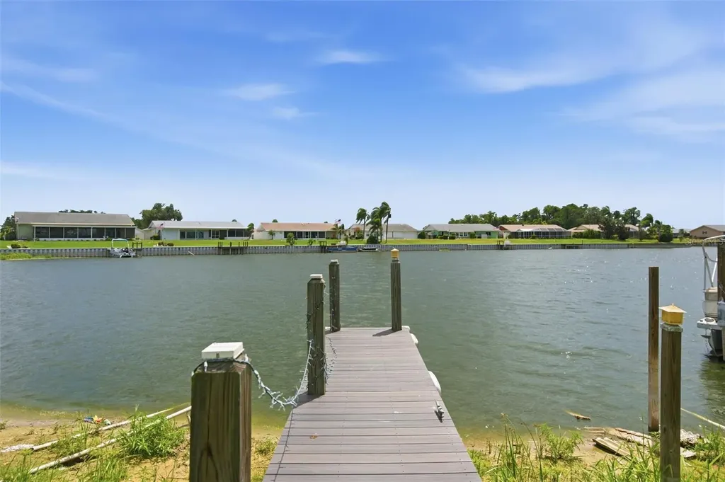 1811 Milford Circle Sun City Center FL 33573