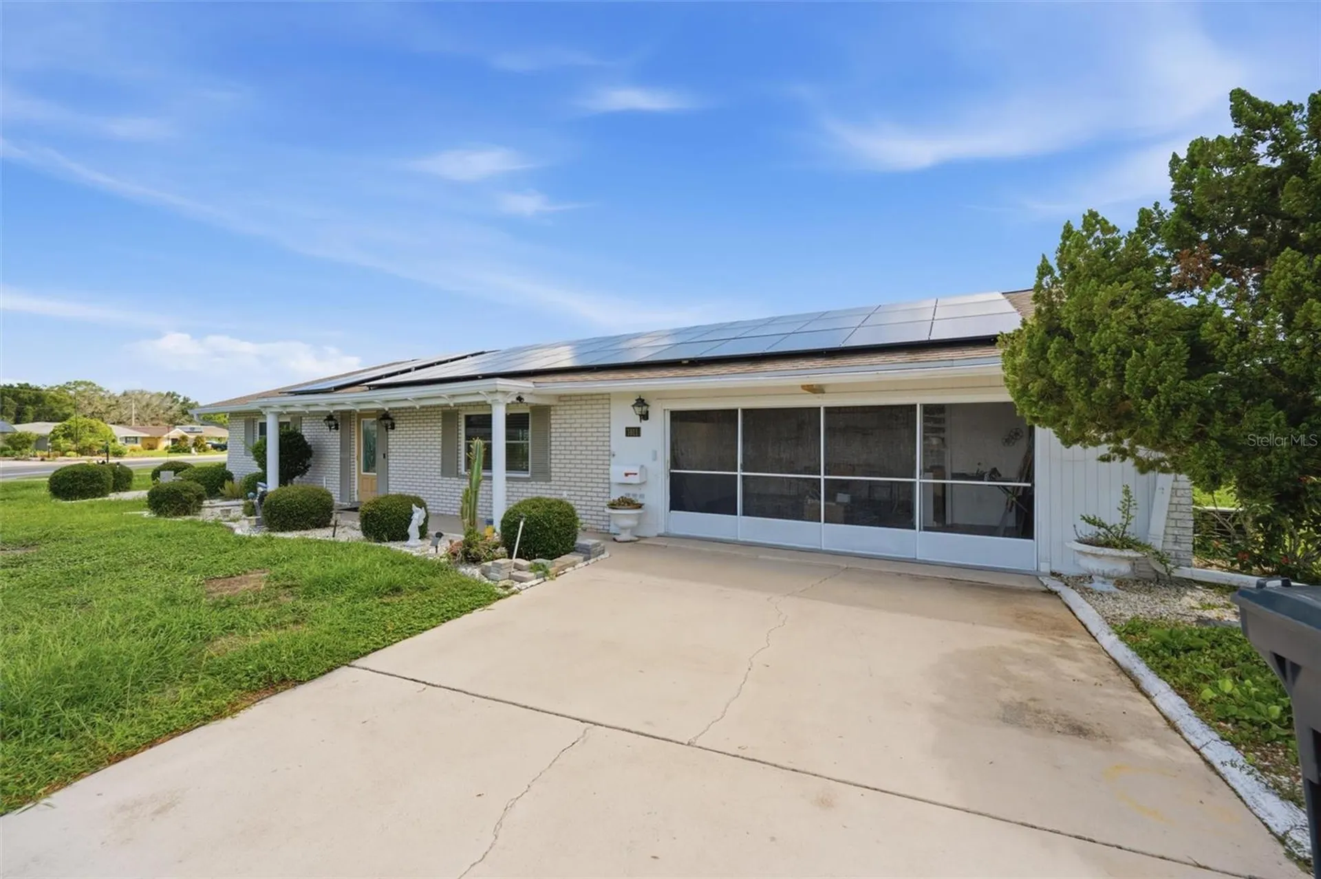 1811 Milford Circle Sun City Center FL 33573