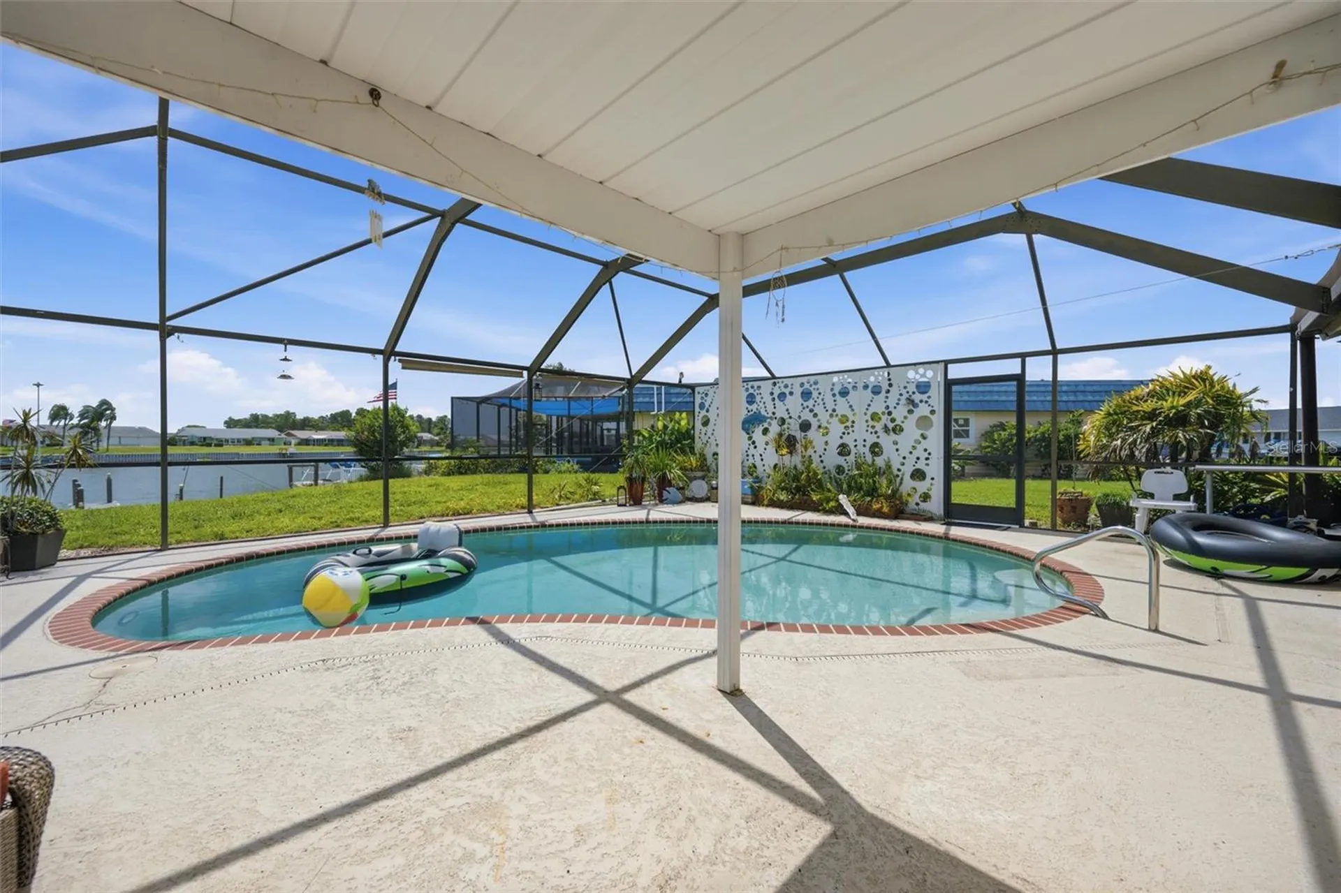 1811 Milford Circle Sun City Center FL 33573