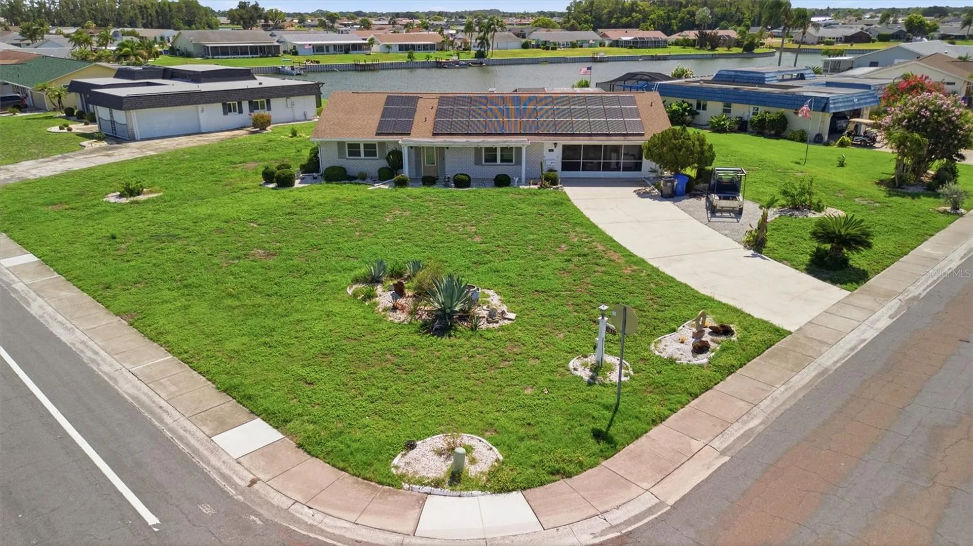 1811 Milford Circle Sun City Center FL 33573
