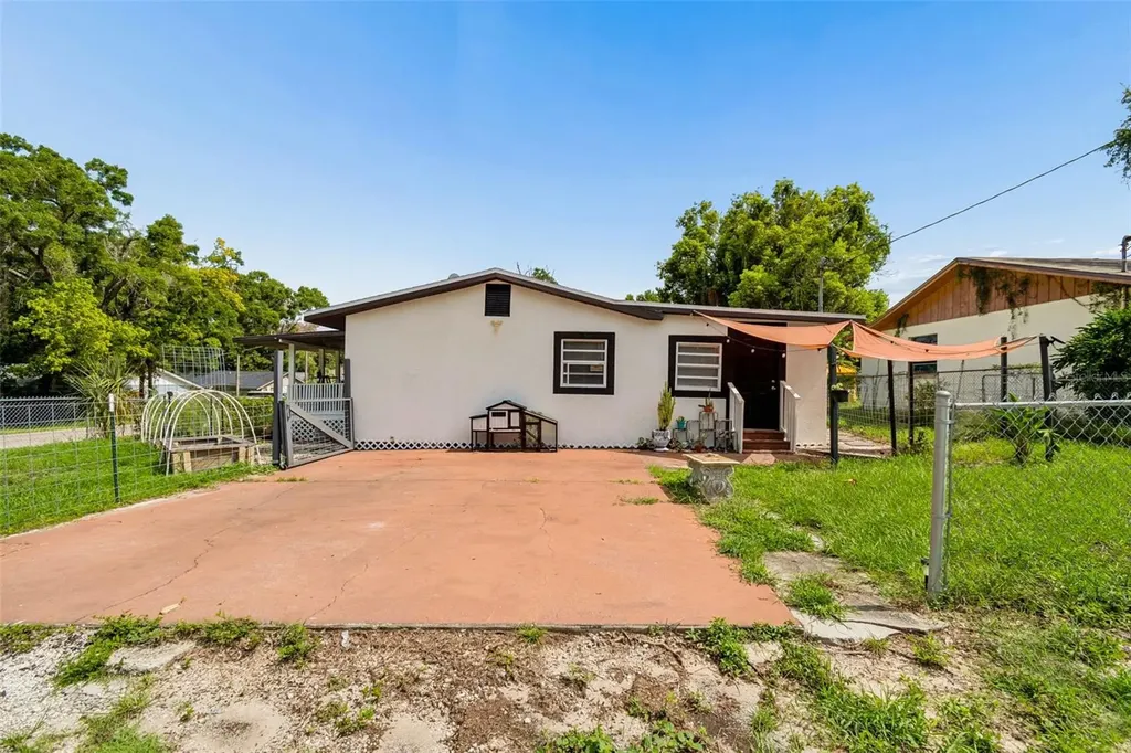 1202 E Annie Street Tampa FL 33612