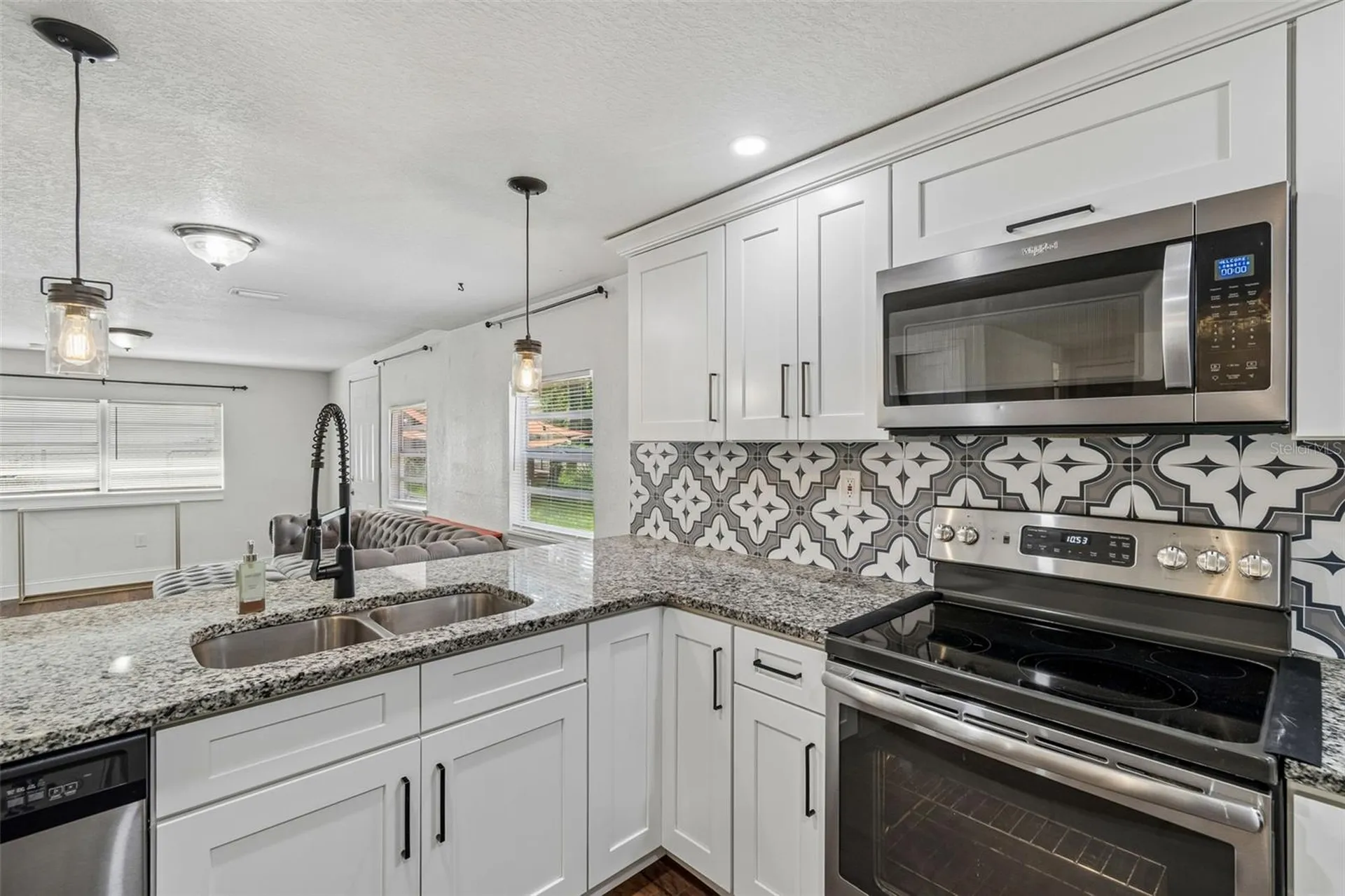 1202 E Annie Street Tampa FL 33612