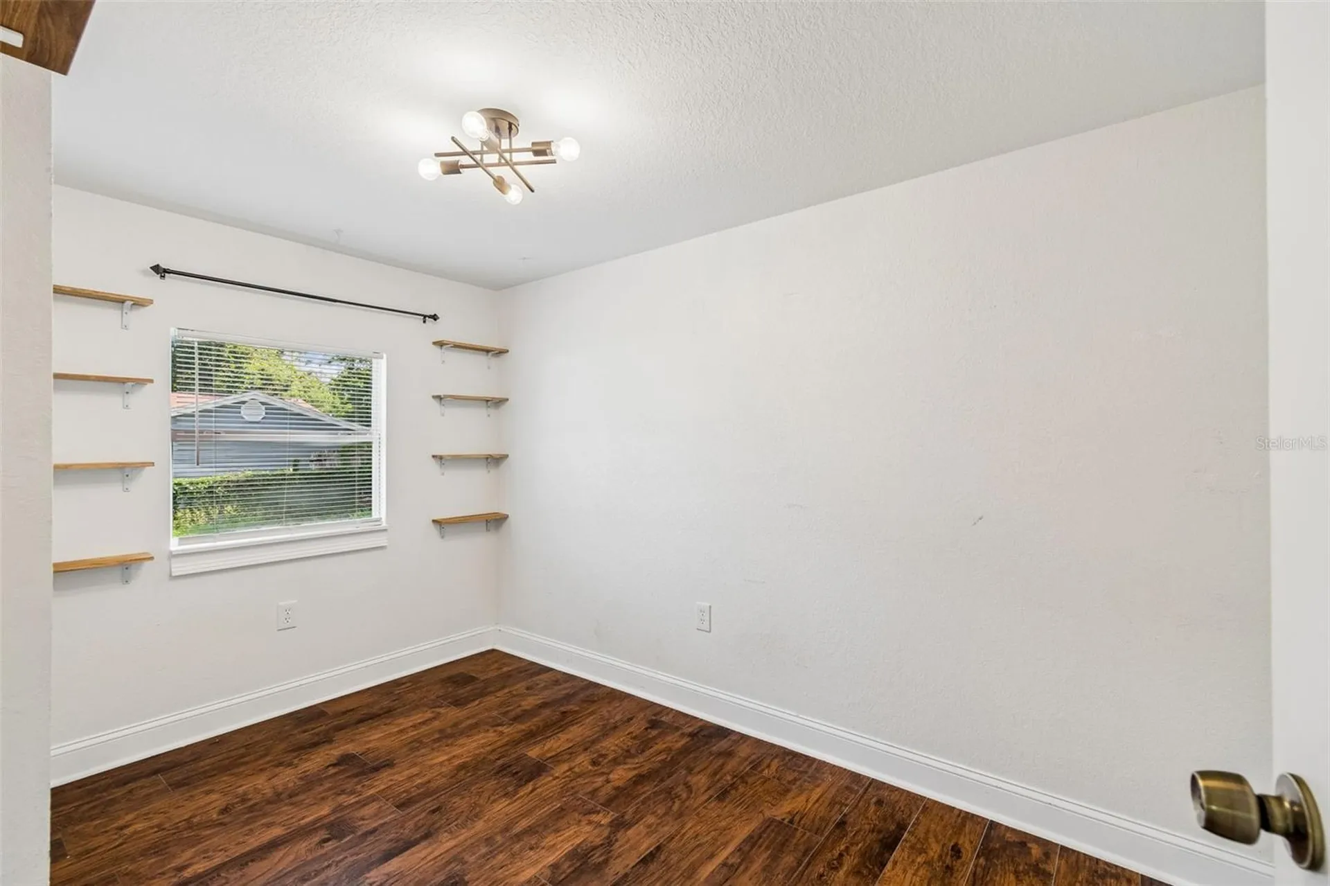 1202 E Annie Street Tampa FL 33612