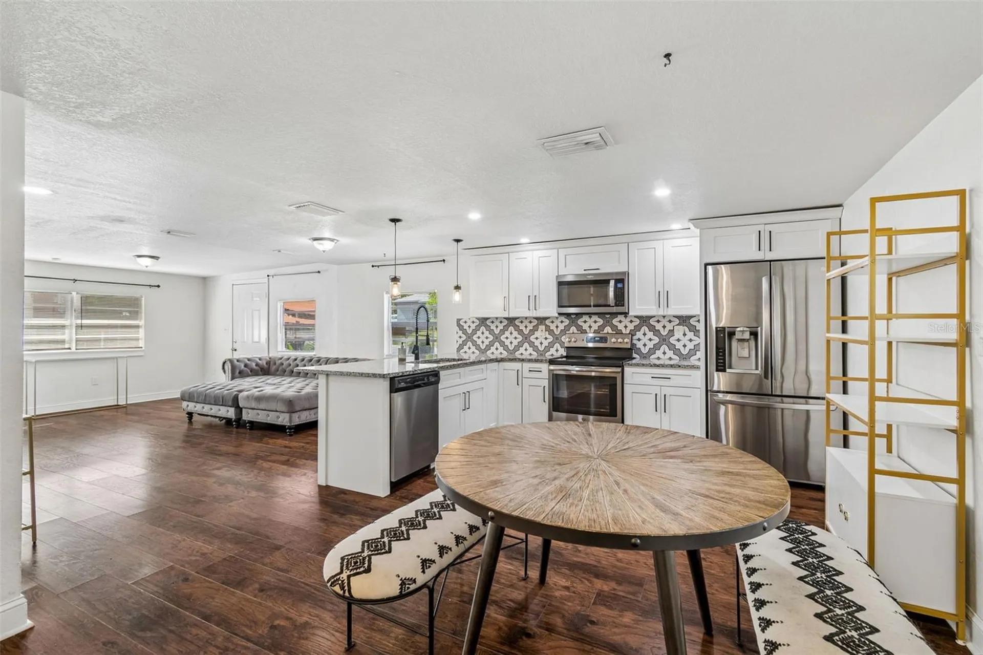 1202 E Annie Street Tampa FL 33612