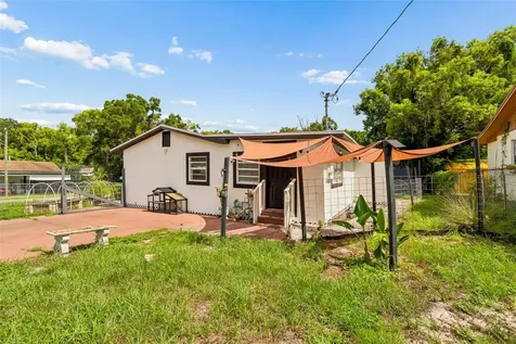 1202 E Annie Street Tampa FL 33612