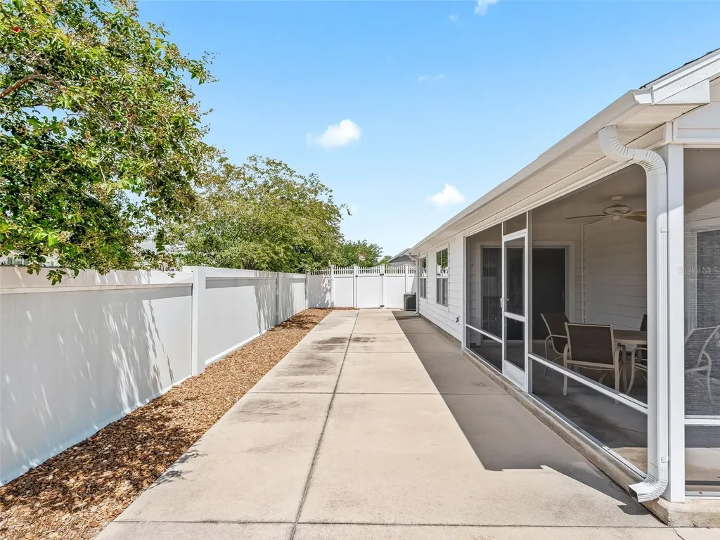 1134 Southern Sun Drive The Villages FL 32162