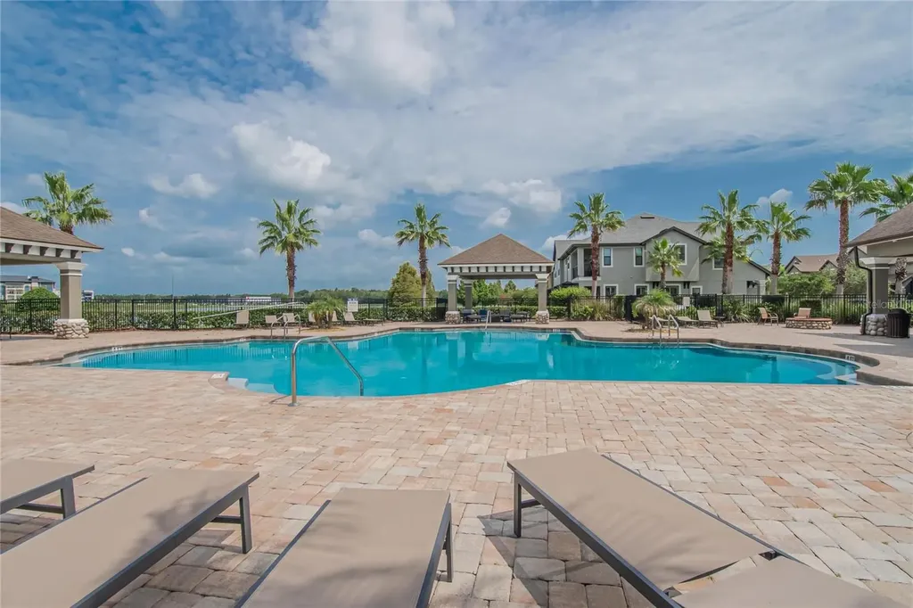 4752 Wandering Way Wesley Chapel FL 33544