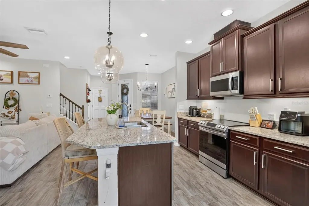 4752 Wandering Way Wesley Chapel FL 33544
