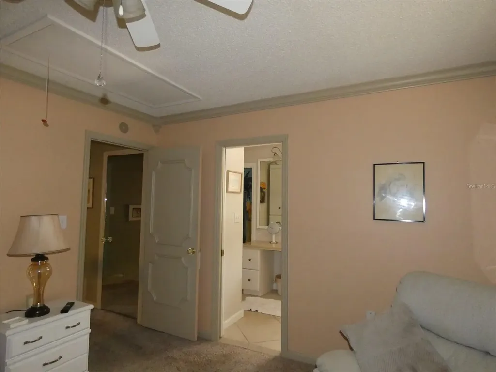 7917 Pinegrove Court Sarasota FL 34238