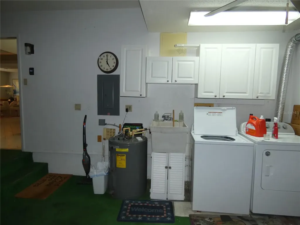 7917 Pinegrove Court Sarasota FL 34238