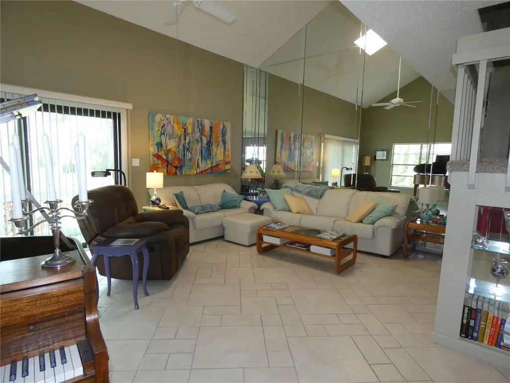 7917 Pinegrove Court Sarasota FL 34238