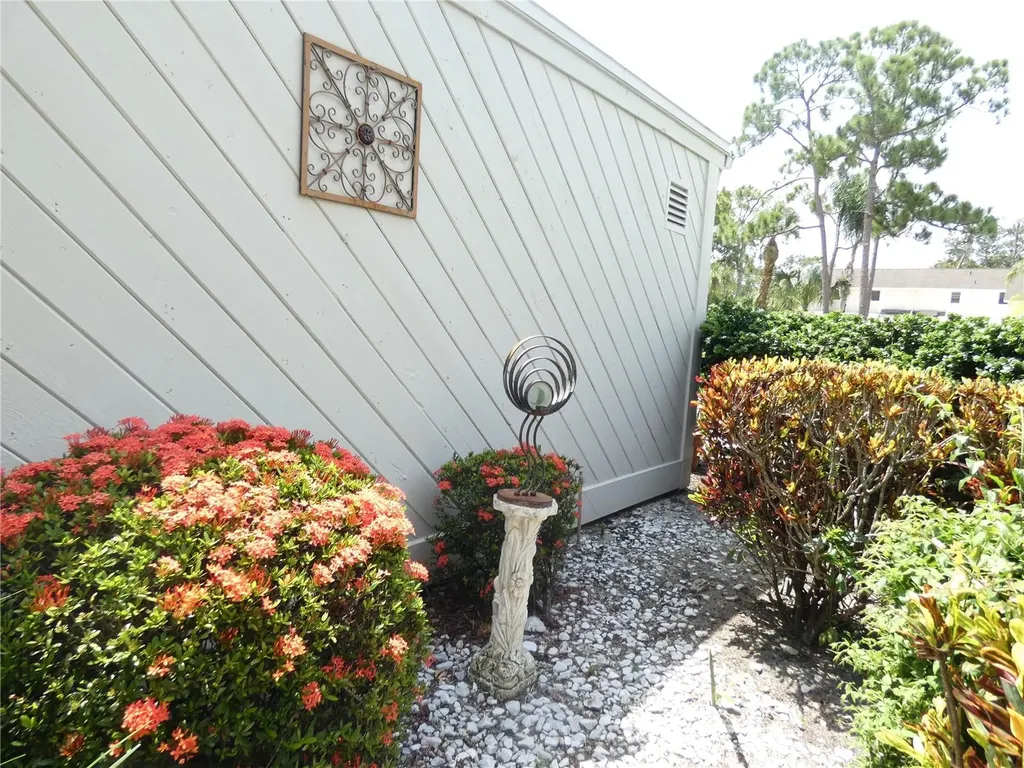 7917 Pinegrove Court Sarasota FL 34238