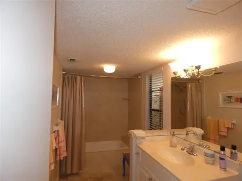 7917 Pinegrove Court Sarasota FL 34238