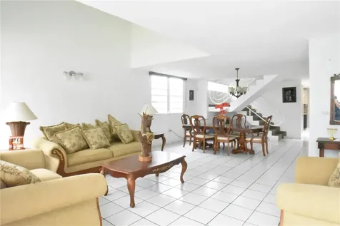 Estancias De Bairoa Calle Miramelinda Caguas PR 00725