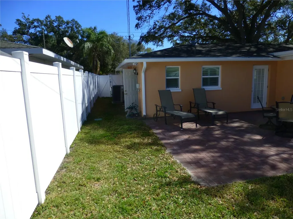 752 Patricia Avenue Dunedin FL 34698